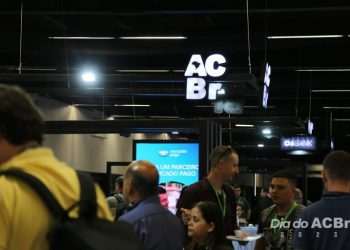 A tecnologia molda o futuro e o lado humano a torna significativa e produtiva, diz Shinyashiki