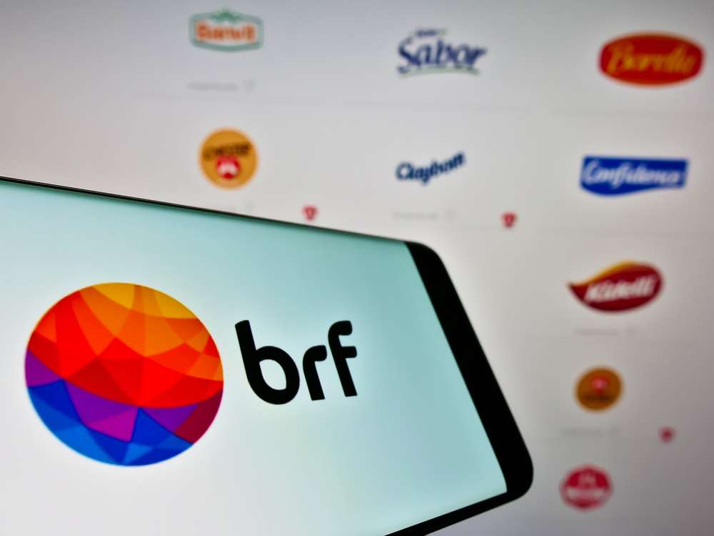 BRF assina o compromisso de transição do código de barras linear para o QR Code Padrão