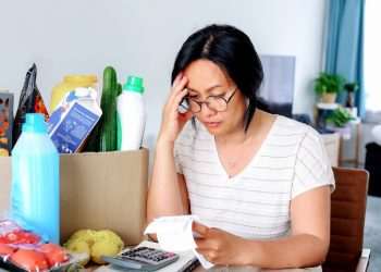 Seis em cada dez consumidores dizem que os gastos com alimentação são os mais pesados