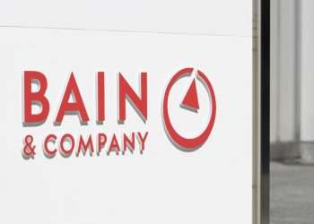 Bain amplia parceria com OpenAI para acelerar o impacto da IA nas organizações