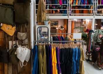 Varejo de moda deve crescer 10,1% na quantidade de peças comercializadas em 2024