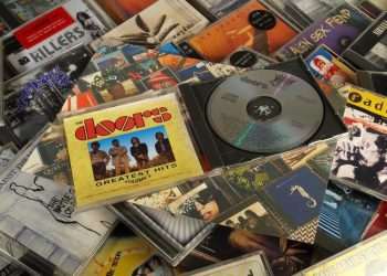 Lojas de música faturam R$ 14,7 milhões no e-commerce em 2024