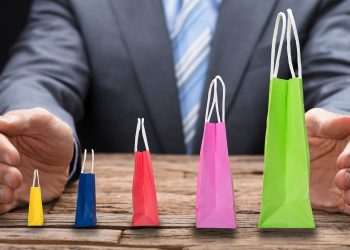 Varejo melhora desempenho no 3º trimestre, mas 4 fatores geram preocupação futura