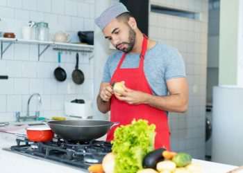 Otimistas, empresários de bares e restaurantes pretendem contratar até dezembro