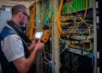 Disputa entre fabricantes de fibra ótica pode elevar preço da internet no Brasil