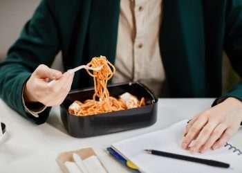 Marmita como novo estilo de vida: praticidade, saúde e economia moldam comportamento do consumidor