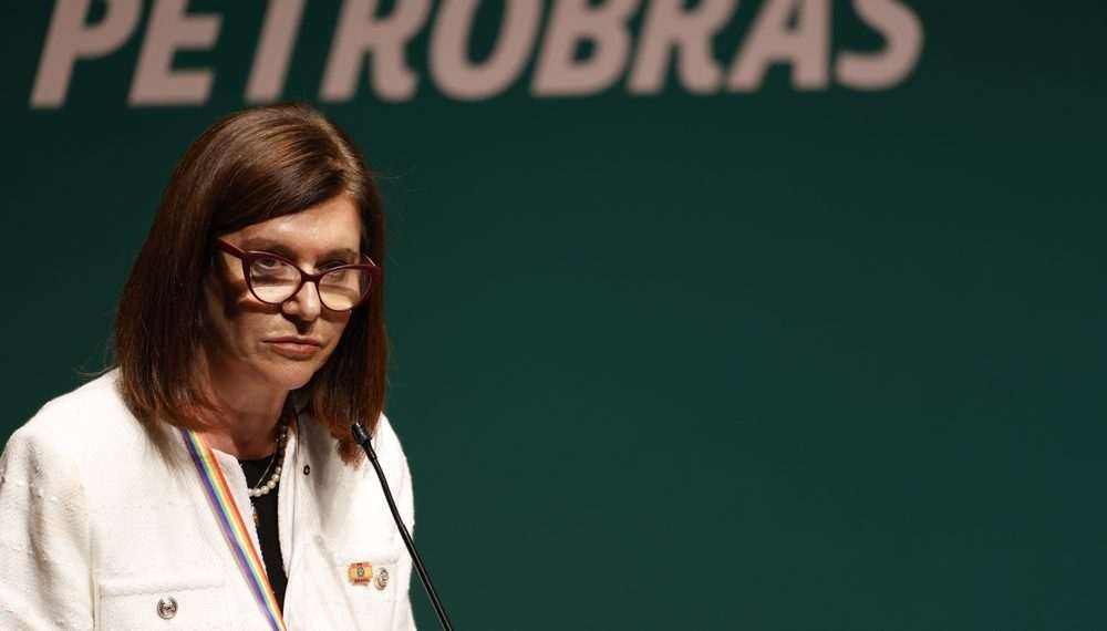 Petrobras passou a ter um preço de combustível 'abrasileirado' e justo, diz Magda