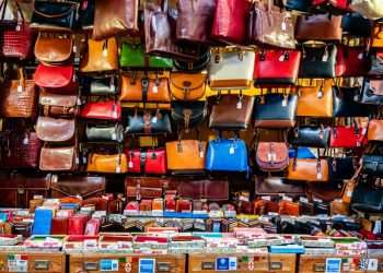 Setor de vestuário perde R$ 84 bilhões para a pirataria