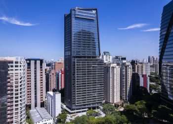 Unindo gastronomia e hotelaria, HBR Realty inaugura o primeiro Hotel W do Brasil
