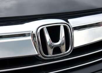 Honda e Nissan abrem negociações por fusão para criar uma das maiores montadoras do mundo