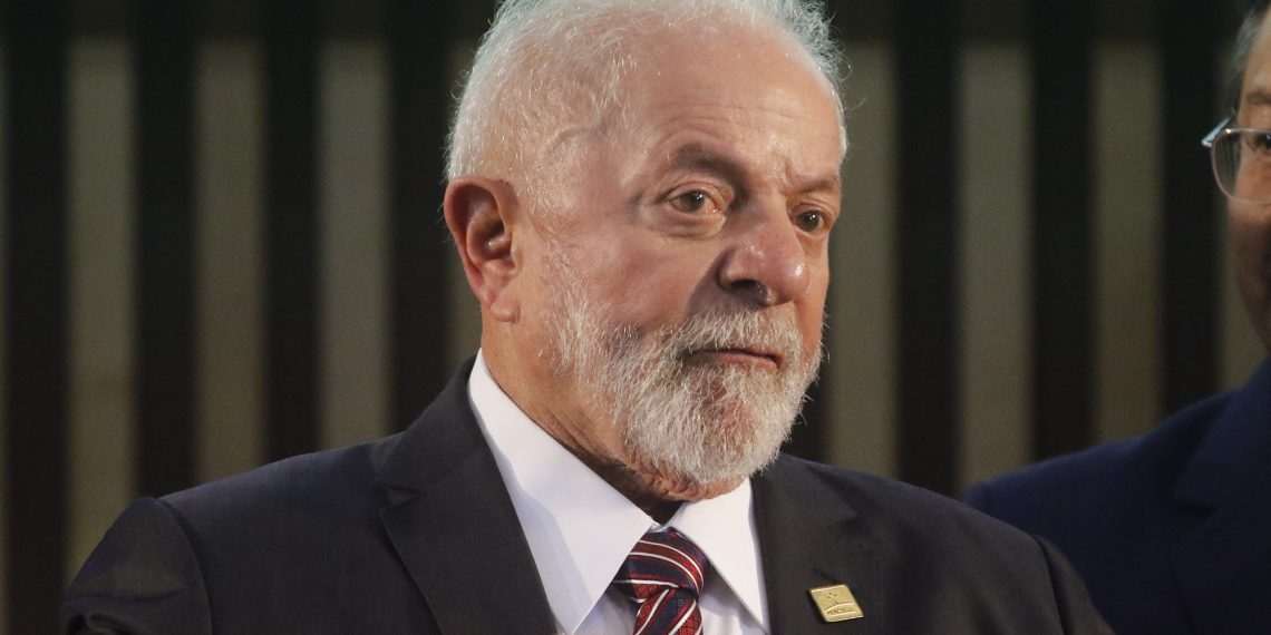 Lula assina decreto que exige programas de integridade a contratos acima de R$ 239 mi