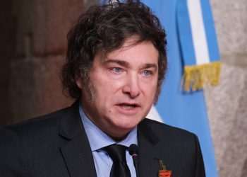 Mercosul nasceu para aprofundar laços comerciais, mas virou 'uma prisão', afirma Milei