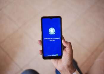 Desemprego em novembro chega a 6,1%, o menor desde 2012