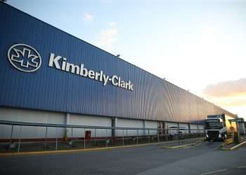 Canal de farmácias representa 40% da receita da Kimberly-Clark no Brasil