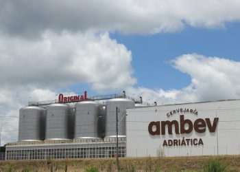 Ambev aprova pagamento de R$ 10,5 bi em juros sobre capital e dividendos