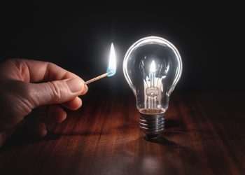 Após temporais, 260,6 mil clientes ficam sem energia na Região Metropolitana de SP