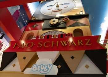 FAO Schwarz, Aston Martin e Granado: a inovação do varejo centenário em Nova York