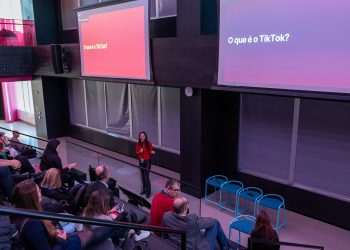 TikTok molda comportamento do consumidor e influencia o varejo