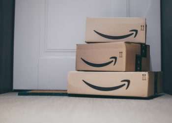 Amazon é a varejista mais valiosa de 2025, com valor de US$ 866 bilhões, aponta Kantar