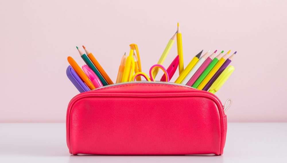 Preços de material escolar podem variar até 269% em papelarias de SP