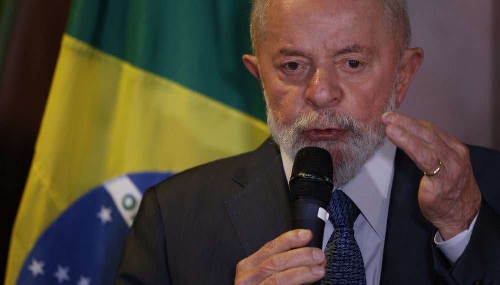 Lula diz que cidadãos não podem ferir soberania dos países, após Meta anunciar fim checagem