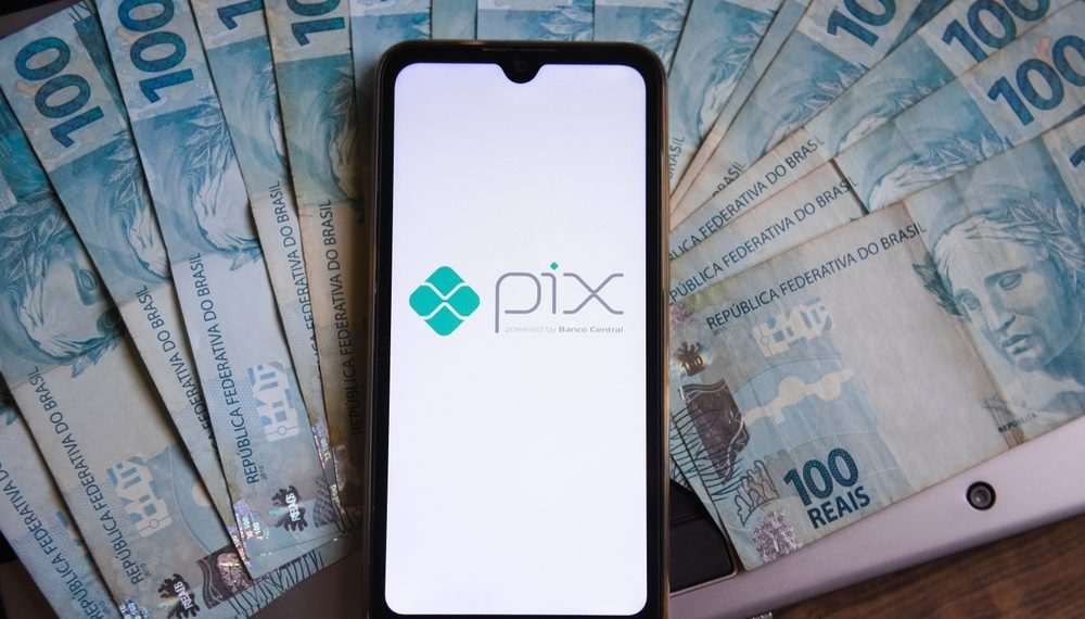 PF mira bancário da Caixa que pode ter desviado R$ 11 milhões de clientes via Pix