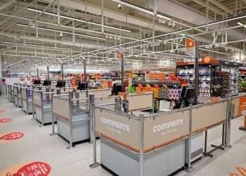 Grupo Sonae abre em Portugal maior referência de supermercado autônomo do mundo