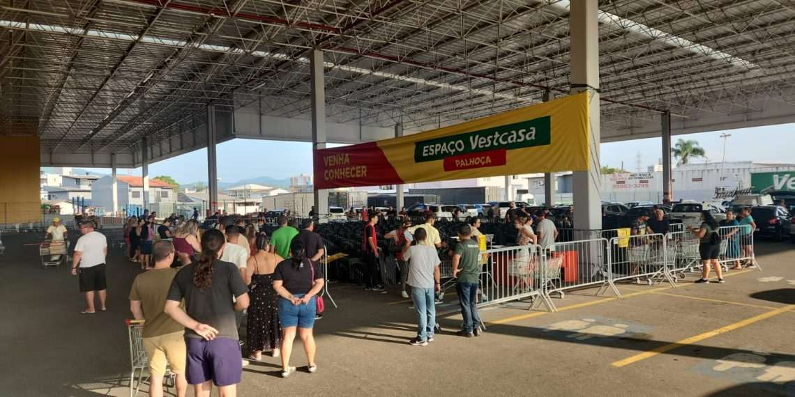 Vestcasa inaugura loja no formato store in store no Fort Atacadista