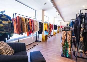 A ideia do brechó Peça Rara é incentivar a moda circular