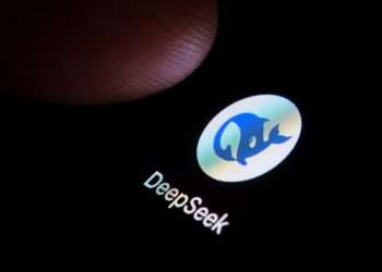 Pesquisadores associam chatbot da DeepSeek a empresa chinesa de telecomunicação banida dos EUA