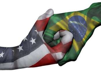 Assessor de Trump acusa Brasil de favorecer aço com real fraco e subsídios