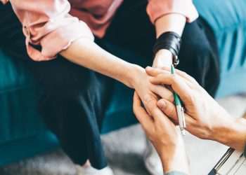 Mudanças na NR1: a importância do apoio psicossocial nas empresas