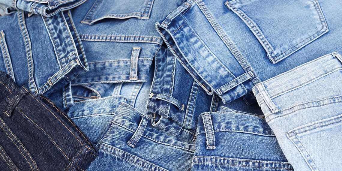 O jeans continua sendo a peça mais democrática e necessária dos guarda-roupas