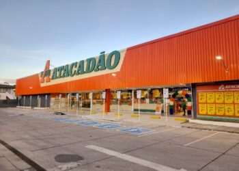 Atacadão completa 63 anos investindo na modernização das lojas e ampliação de serviços