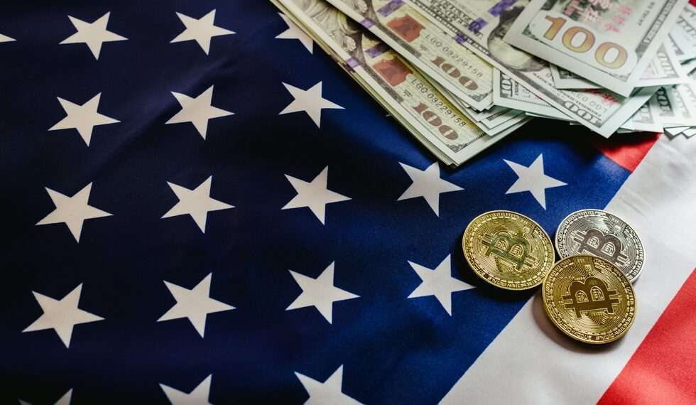 Mercado de criptomoedas merece "regras regulatórias claras", diz presidente da SEC