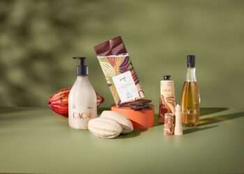 Collab entre Natura e Dengo destaca o cacau amazônico em edição limitada