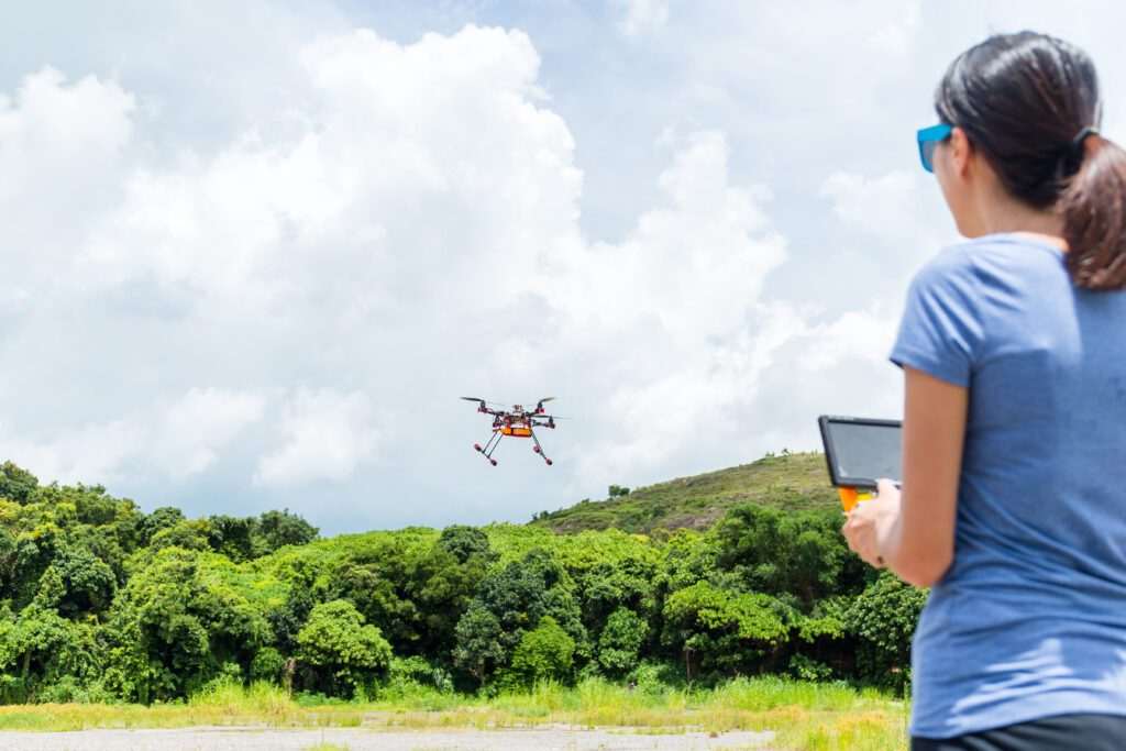 O que o Brasil mais comprou em 2024? Drones no Norte, moda no Centro-Oeste e produtos pets em São Paulo