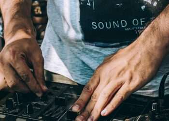 Cafeterias se transformam em espaços de conexão e novas experiências