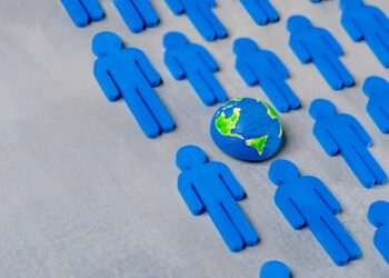 FMI alerta para riscos globais e cobra resposta com reformas e apoio a países vulneráveis