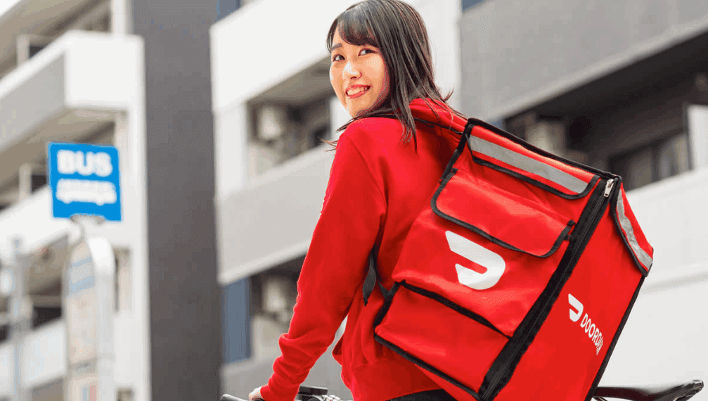 DoorDash compra Deliveroo por US$ 3,86 bi e SevenRooms por US$ 1,2 bi