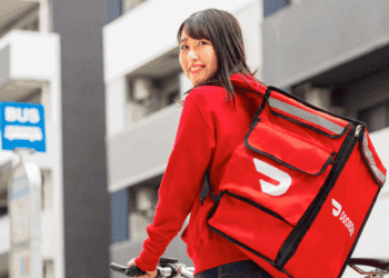 DoorDash compra Deliveroo por US$ 3,86 bi e SevenRooms por US$ 1,2 bi