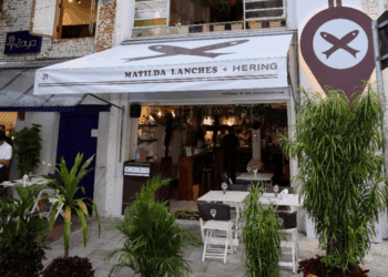 Hering personaliza o Matilda Lanches com sua identidade em ação para o Dia das Mães
