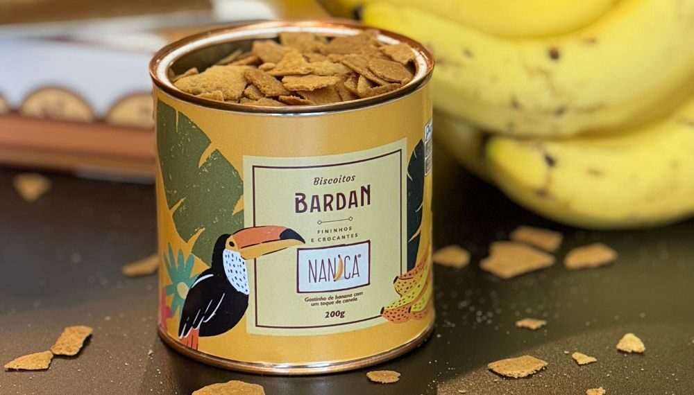 Nanica estreia na categoria de snacks com lançamento de biscoito artesanal