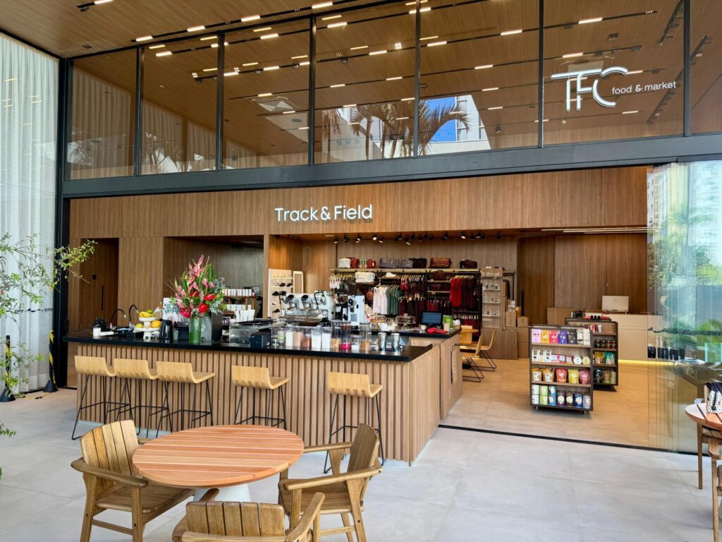 Track&Field inaugura pop-up com TFC Food&Market em condomínio de luxo nos Jardins