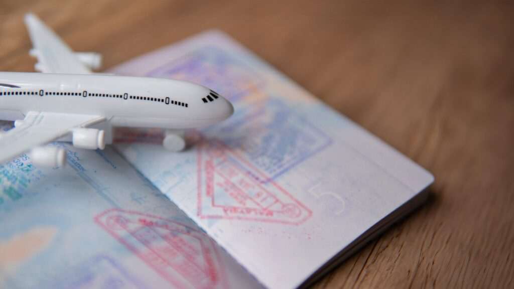 EUA restringem visto a quem censurar empresas de tecnologia ou residentes do país