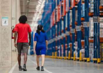 Americanas abre 70 vagas de estágio para universitários em lojas e centros de distribuição