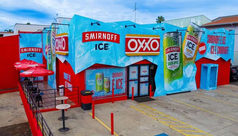 Oxxo mantém estratégia de lojas emblemáticas e inaugura unidade com temática gamer