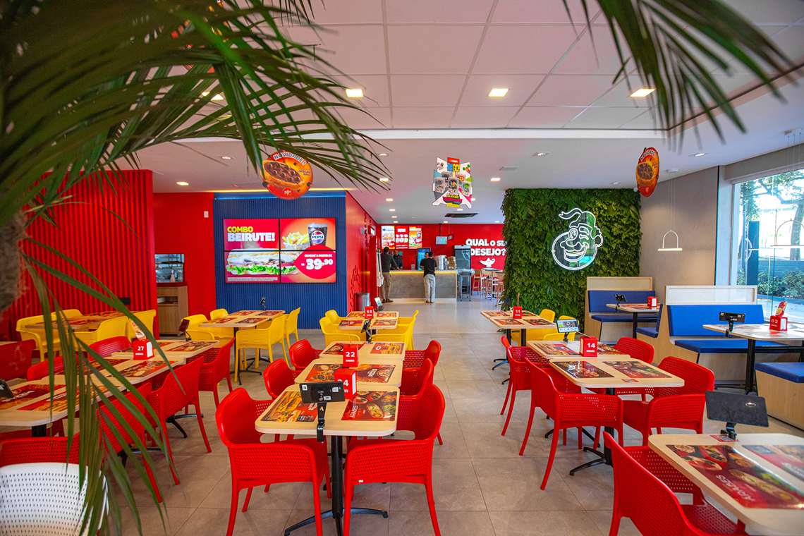 Grupo Habib's inaugura loja de 700 m² em Alphaville com conceito dual-branded