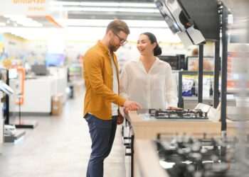 Cinco varejistas brasileiras entram para ranking das 250 maiores do mundo, aponta Deloitte