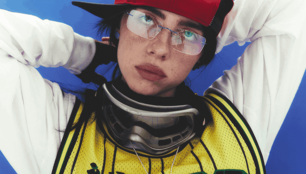 Galeries Lafayette recebe pop-up de Billie Eilish durante turnê na capital francesa